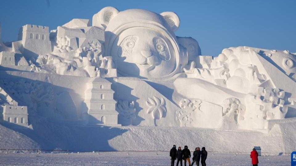 哈爾濱太陽(yáng)島雪博會(huì )：赴一場(chǎng)雪的童話(huà)之約